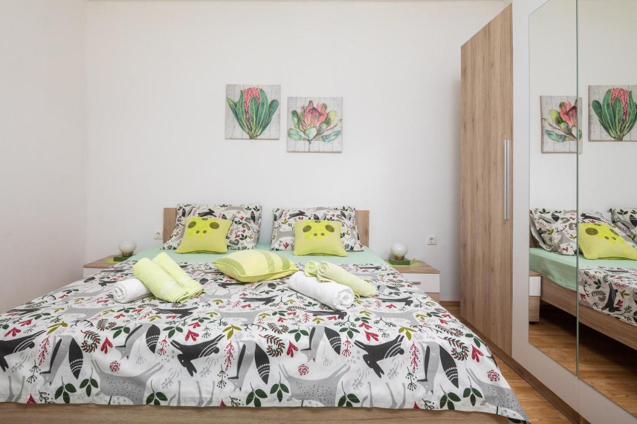 Sky Way Apartments Dugi Rat Εξωτερικό φωτογραφία