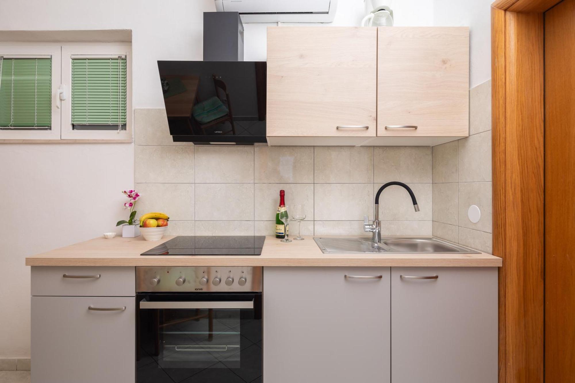 Sky Way Apartments Dugi Rat Εξωτερικό φωτογραφία