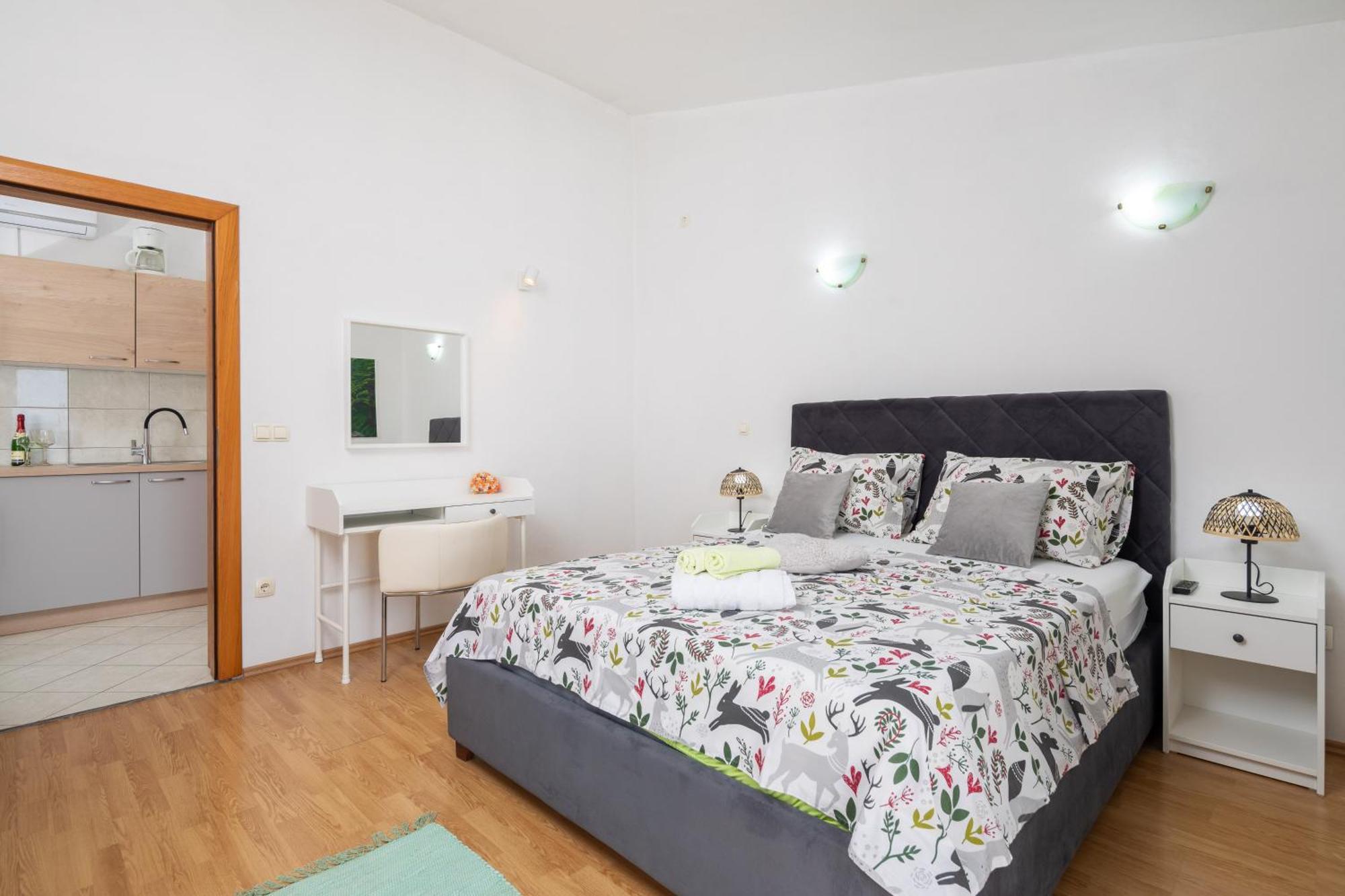 Sky Way Apartments Dugi Rat Εξωτερικό φωτογραφία
