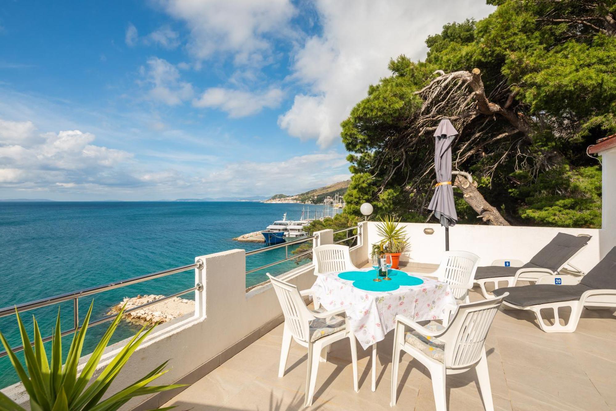 Sky Way Apartments Dugi Rat Εξωτερικό φωτογραφία