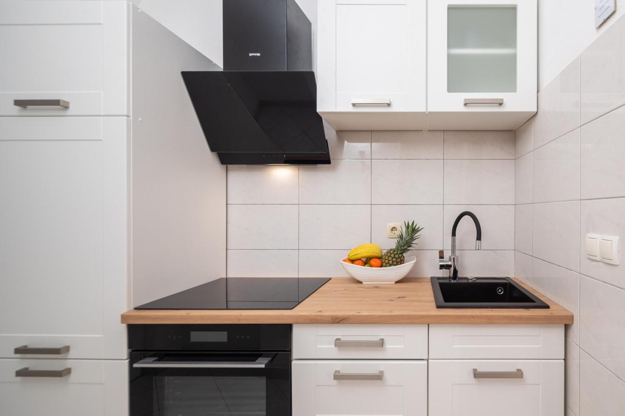 Sky Way Apartments Dugi Rat Εξωτερικό φωτογραφία